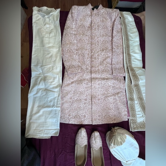 Indian Groom Sherwani - Picture 2 of 3